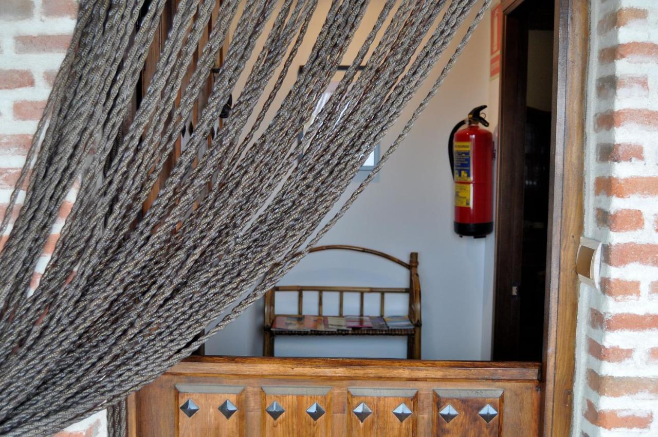 Casa Rural La Sastreria De Adanero エクステリア 写真